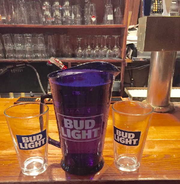 budlightpitchers MurphGuide NYC Bar Guide