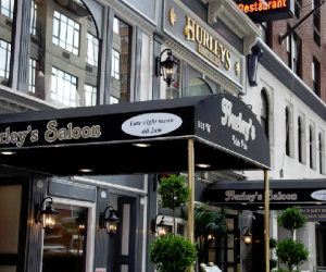 hurleys-saloon-exterior